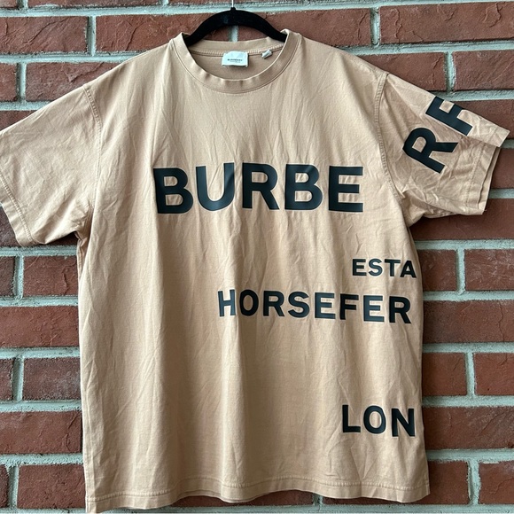 •Burberry Carrick Logo Crew Neck T-Shirt Size M Unisex NWOT - Picture 9 of 12